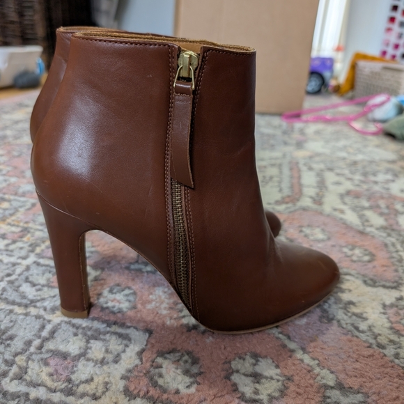 Bobbies Brown Leather Heeled Boots Quiet Luxury Canadian Made 6.5 - Picture 12 of 12